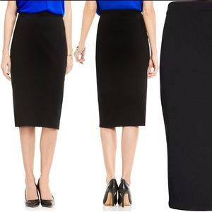 Vince Camuto Pull-On Pencil Skirt - size medium, color back. Never worn.